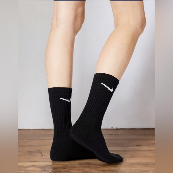 NWT Nike Unisex Crew Socks Color Black 6 Pair - Picture 6 of 8